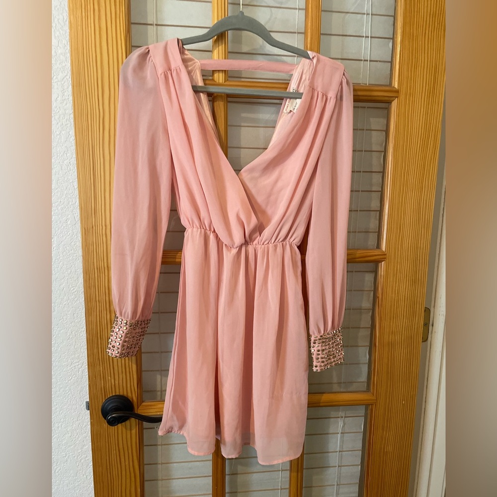 Elegant Pink Chiffon Dress Agaci